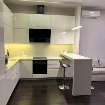 Аренда Жк Дом на Набережной, пер. Банный 1, центр , Стрелка