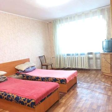 Без комісії.  Можливо на 1 міс. 2-х кімн. кв. зупинка торг.центр.