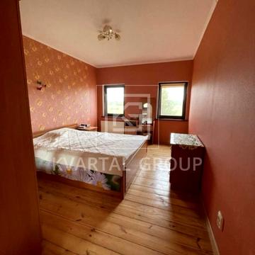 Прибережна, 54