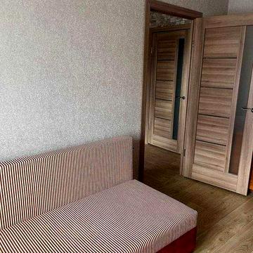 Здається в оренду 1-кімнатна квартира біля метро