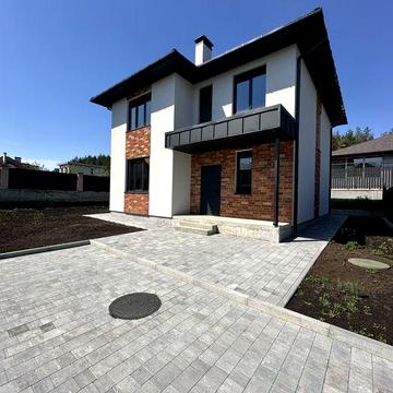 Якісний будинок з газом в закритому КМ !