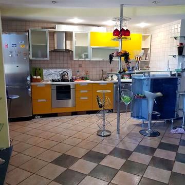 Продаж 3к Квартира Іскринська вулиця