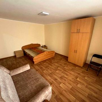 Продам 1к.кв. р-н пологового будинку.
