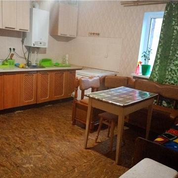 Здам в центрі Жмеринки велику 2 кімнатну квартиру 82м/ +закритий двір