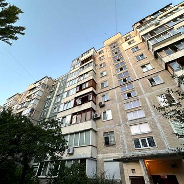 Продам 3-к квартиру 73 м2, бул. Игоря Шамо 13, Русановка, Левобережная