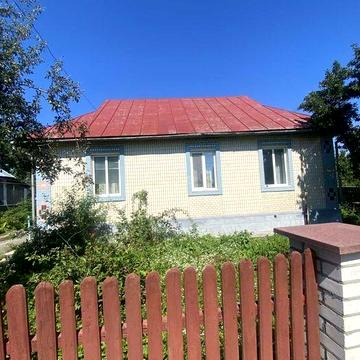 Продам теплий дом в Сутисках, біля центра