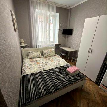 Продаж 1 кімнатної квартири в центрі по вул. Підмурна (біля Оперного)