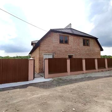 Продаж окремостоячого будинку в Малехові у передмісті Льова