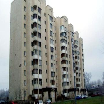 Набережно-Корчуватська вул., 68