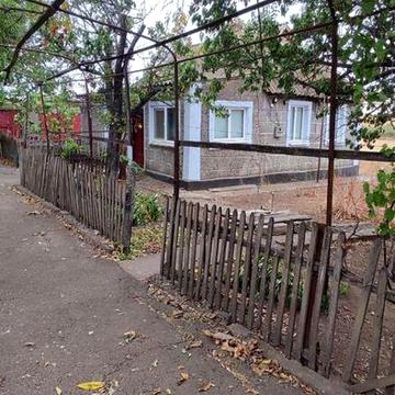 Продам два будинки