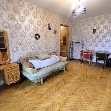 Лабораторна вул., 33/37