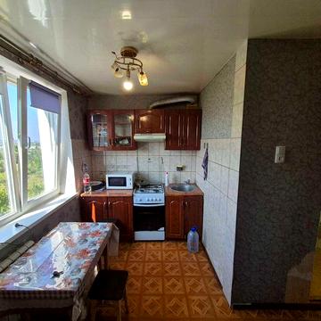 Продам 1комнатную на Одесской возле Класса.
