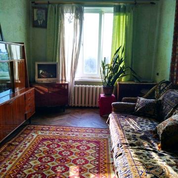 Черняховського вул., 12