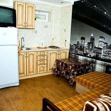 Сдам в частном доме 1- но комн.домик 6.500 гр.