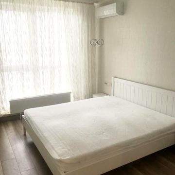 Ревуцького вул., 40-Г