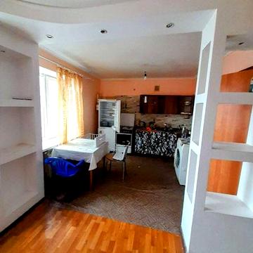 Продам 3 кімнатну квартиру