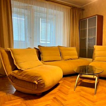 Сдается большая 3-х комн. квартира на Бульваре Центральном