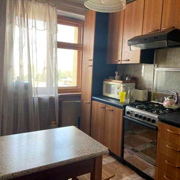 Продам 3к Красный Камень Коммунар
