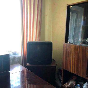 Продам 1 кімн. квартиру в с. Есхар, 2/5, пл. 32 кв.м, кімната 17 кв.м