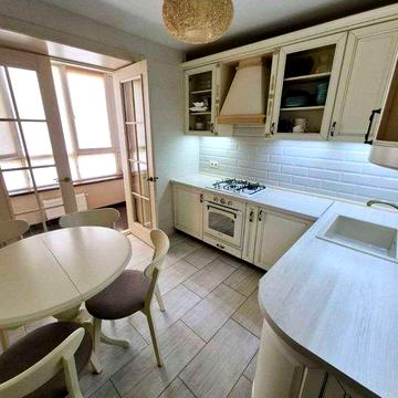 Продаж квартири з новобудові з якісним ремонтом. А/О
