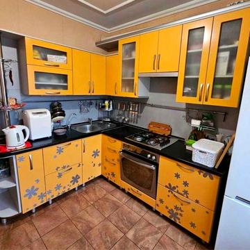 Актуальна! Продам 3-к квартиру ( Чешка) ж/м Лівобережний 3, Караван