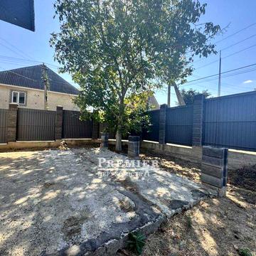 Двоповерховий будинок з мансардою у Сухому Лимані, 140 м²