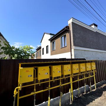 Виноградна вул., 12