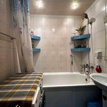 Продаж 3к Квартира Китобоїв вулиця