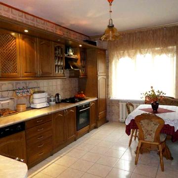 Продам  шикарный  дом с бомбоубежищем в Царском Селе на Таирово