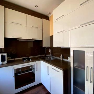 Сдам 1-ком студию . Центр