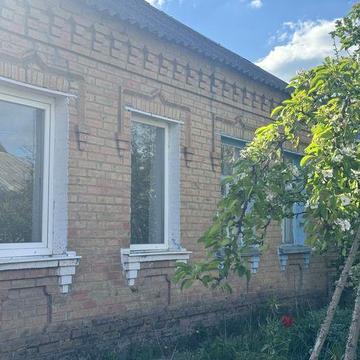 Продам 3 кімнатний будинок Кущівка
