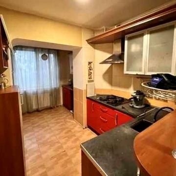 Продам 2 комнатную квартиру  Селекционный  Черемушки