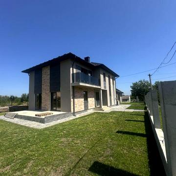 Продам будинок на Роші