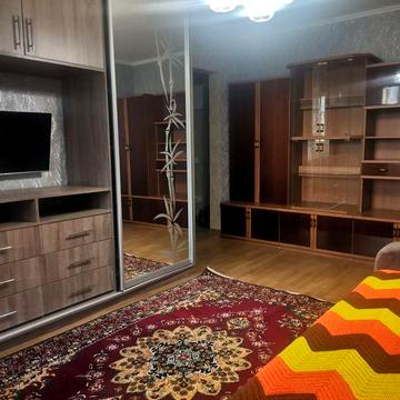 Сдам 1 кімнатну квартиру Дарницький р-н пр т Бажана м. Харківська 5 хв