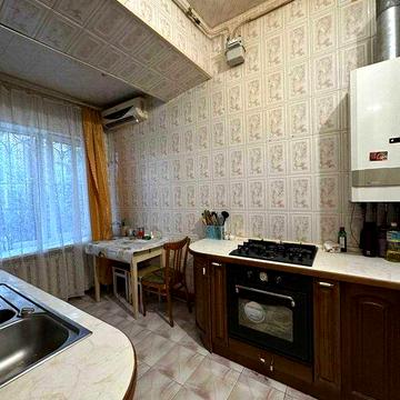 Продам 3-комн квартиру на Ясная, Отрадная, Парк Шевченко.