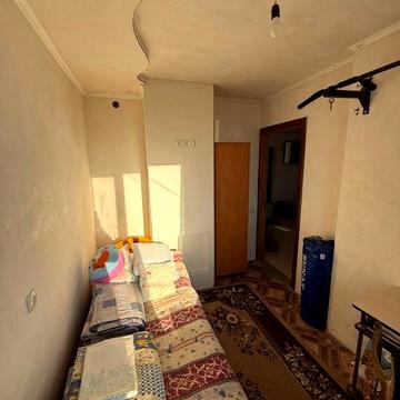 Продам трехкомнатную квартиру