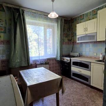 Продаж двокімнатної квартири в селищі Зарічне