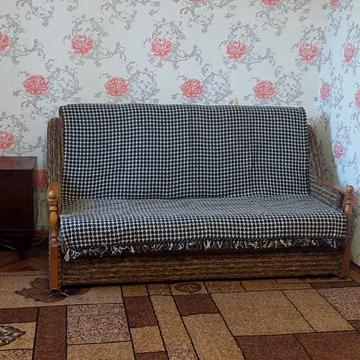 Метробудівська вул., 5
