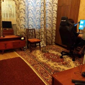 Продам 2 комн. квартиру  с палисадником на ул. ген. Цветаева
