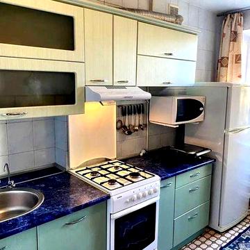 Продам 3х комн кв Одесская "Класс" 5/9 с ремонтом, меб