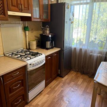 Продам 3 комн квартиру Калиновая