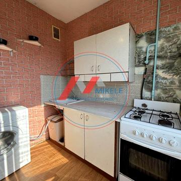 Дарницький бульв., 7