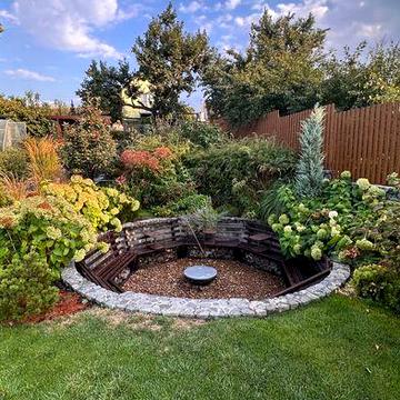 Будинок на березі річки, реальний свій берег