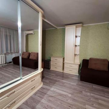 Здається 1к.кв.на Червоній горі