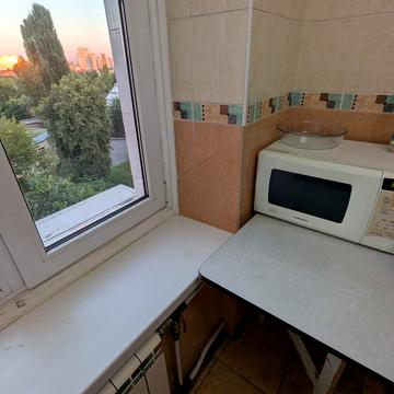 Зоологічна вул., 2