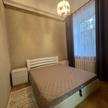 Лютеранська вул., 11