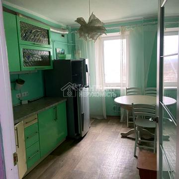 Академіка Курчатова просп., 28