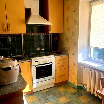 Продам 3 комнатную квартиру на Тополе