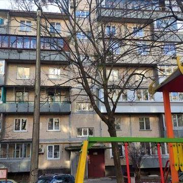 Продам однокомнатную квартиру возле метро Вокзальная ЖК ОСББ