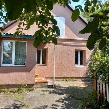 Продам частину будинку в селі Оліївка